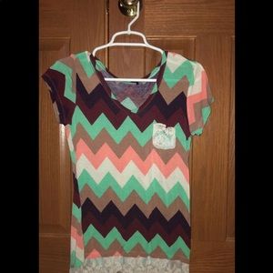 Cute chevron shirt with lace | Womans Small